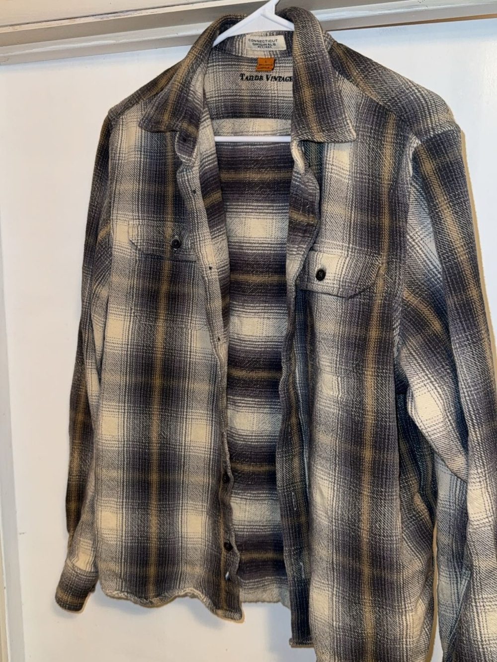Connecticut Originals Tailor Vintage Men’s Large Plaid Flannele Shirt - Picture 2 of 3